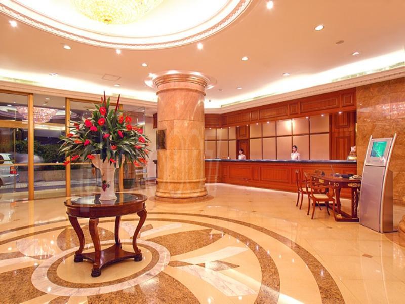 City Hotel Shanghai Exterior photo
